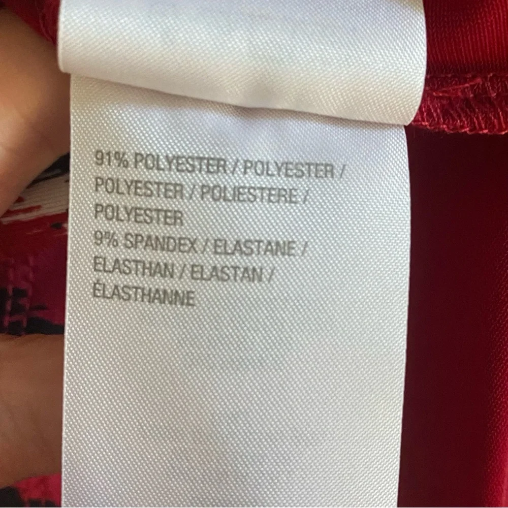 Bob Mackie Wearable Art NWT Red Sleeveless Blouse Medium - Picture 8 of 12